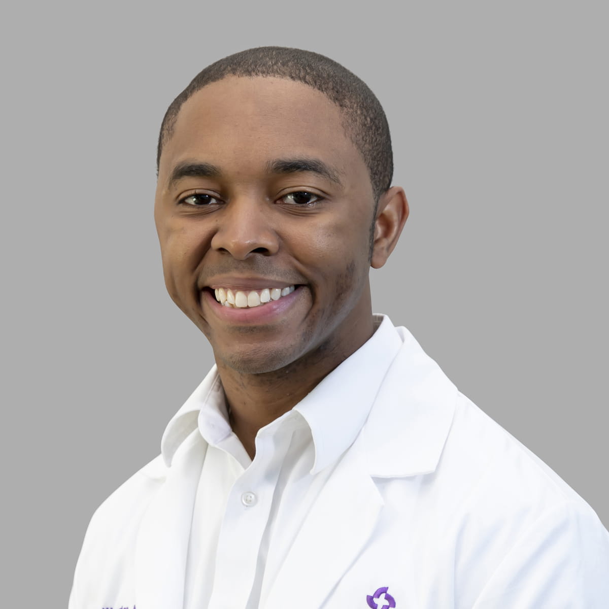 A friendly image of Brandon Washington MD