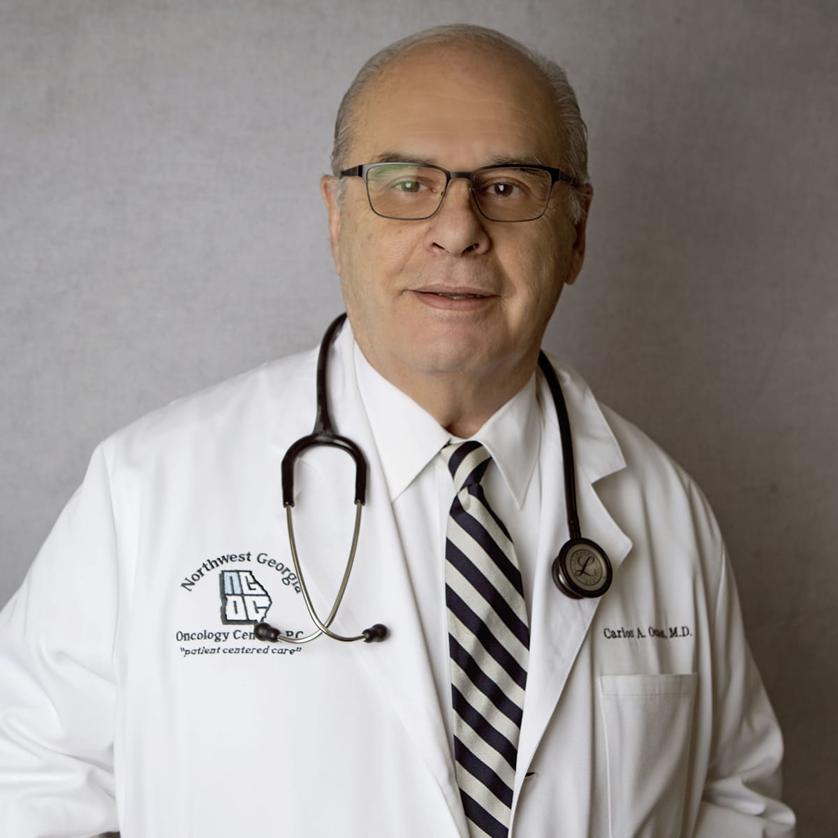 A friendly photo of Carlos Osmon, MD