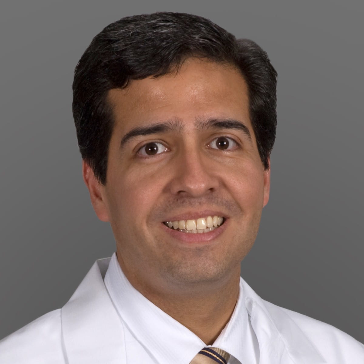 A friendly photo of Cesar Egoavil Jr, MD