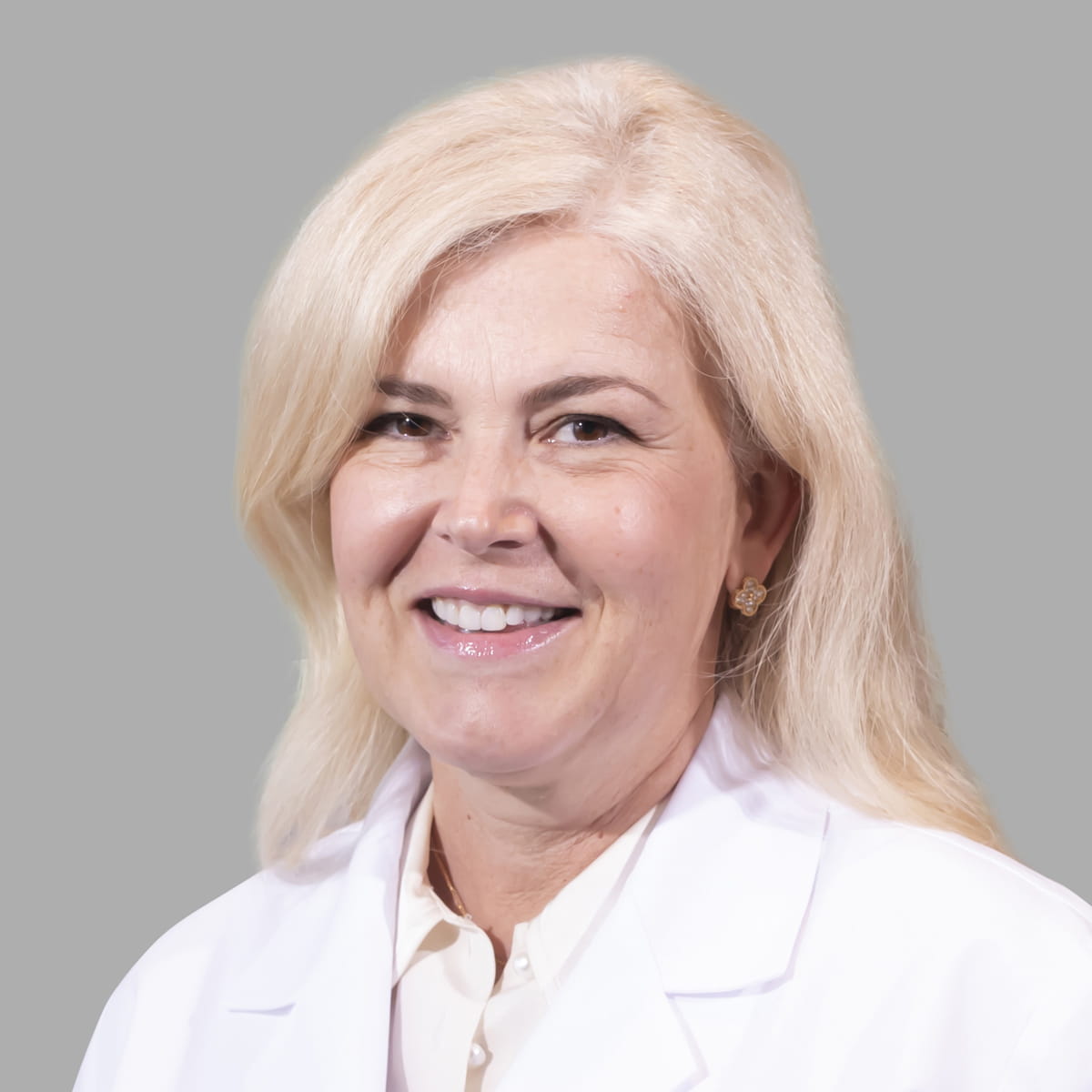 A friendly image of Cristina Dasoveanu, MD