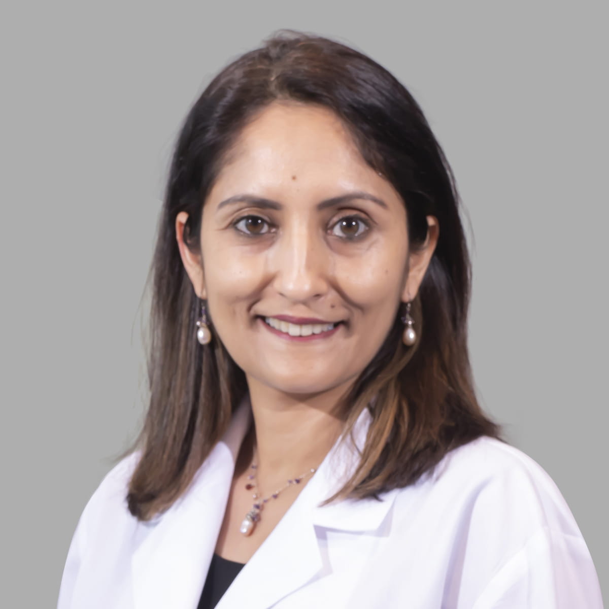 A friendly image of Ravina Kadam, MD