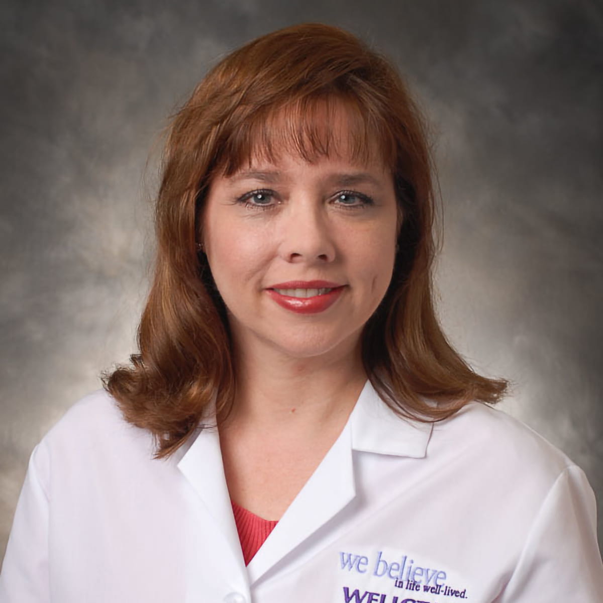 A friendly headshot of Suzanne Fox, MD